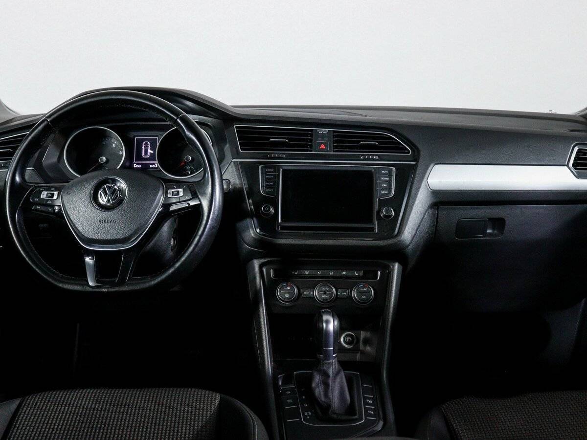 Б/У Фольксваген Тигуан 2017 года. Фото: #11