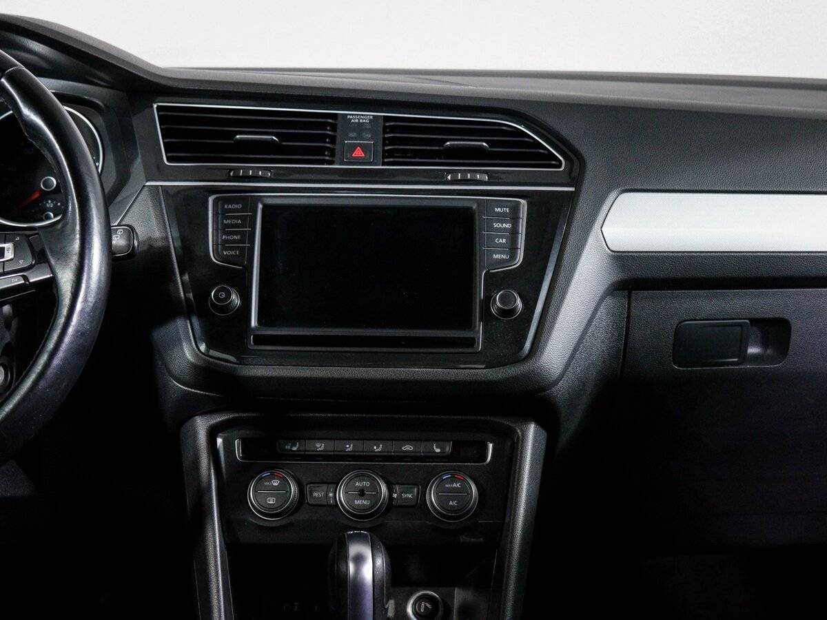 Б/У Фольксваген Тигуан 2017 года. Фото: #12