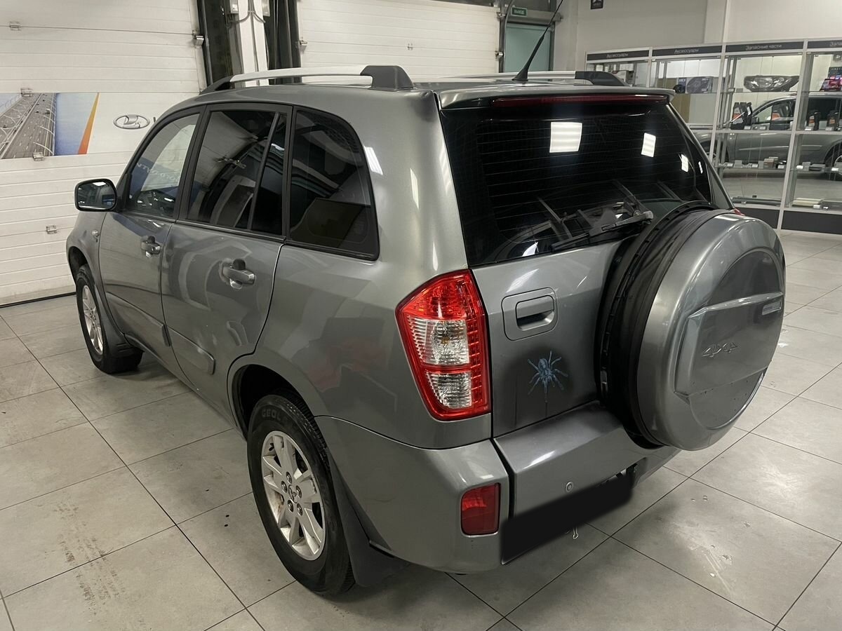 Chery Tiggo (T11) 2014 года с пробегом. Фото: #2