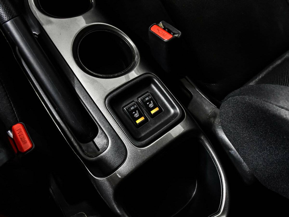 Б/У Ниссан Жук 2012 года. Фото: #14