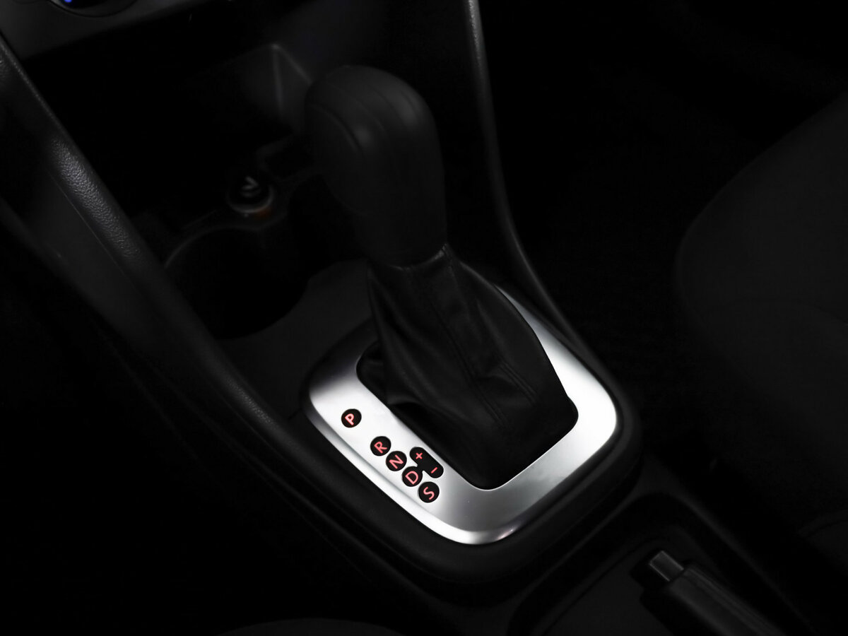 Б/У Фольксваген Поло 2013 года. Фото: #12