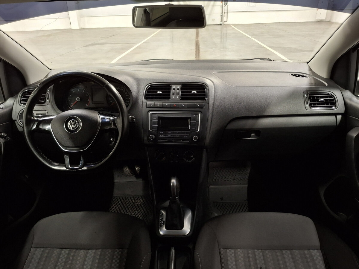 Б/У Фольксваген Поло 2016 года. Фото: #13