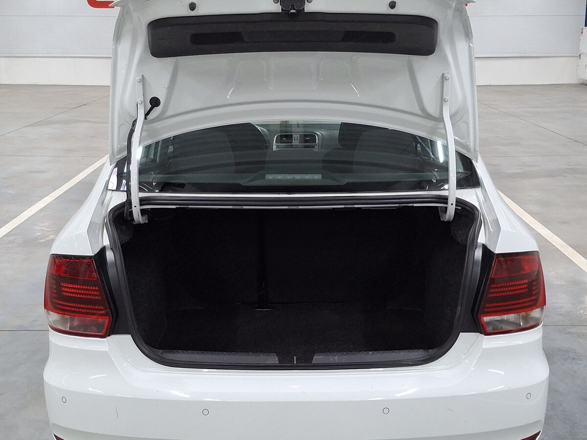 Б/У Фольксваген Поло 2019 года. Фото: #8