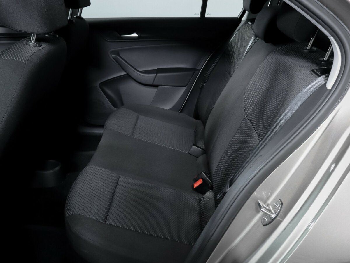 Б/У Фольксваген Поло 2021 года. Фото: #7