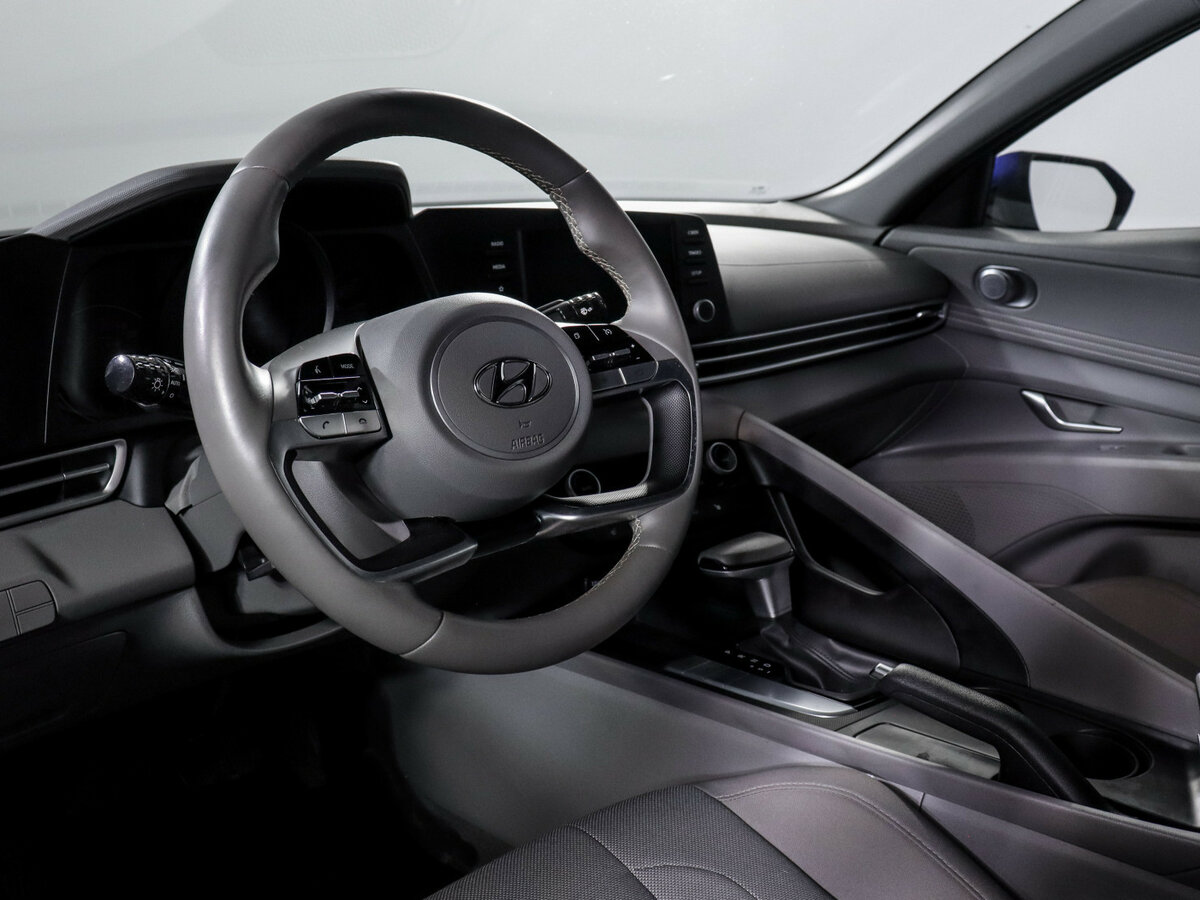 Б/У Хендай Елантра 2021 года. Фото: #10