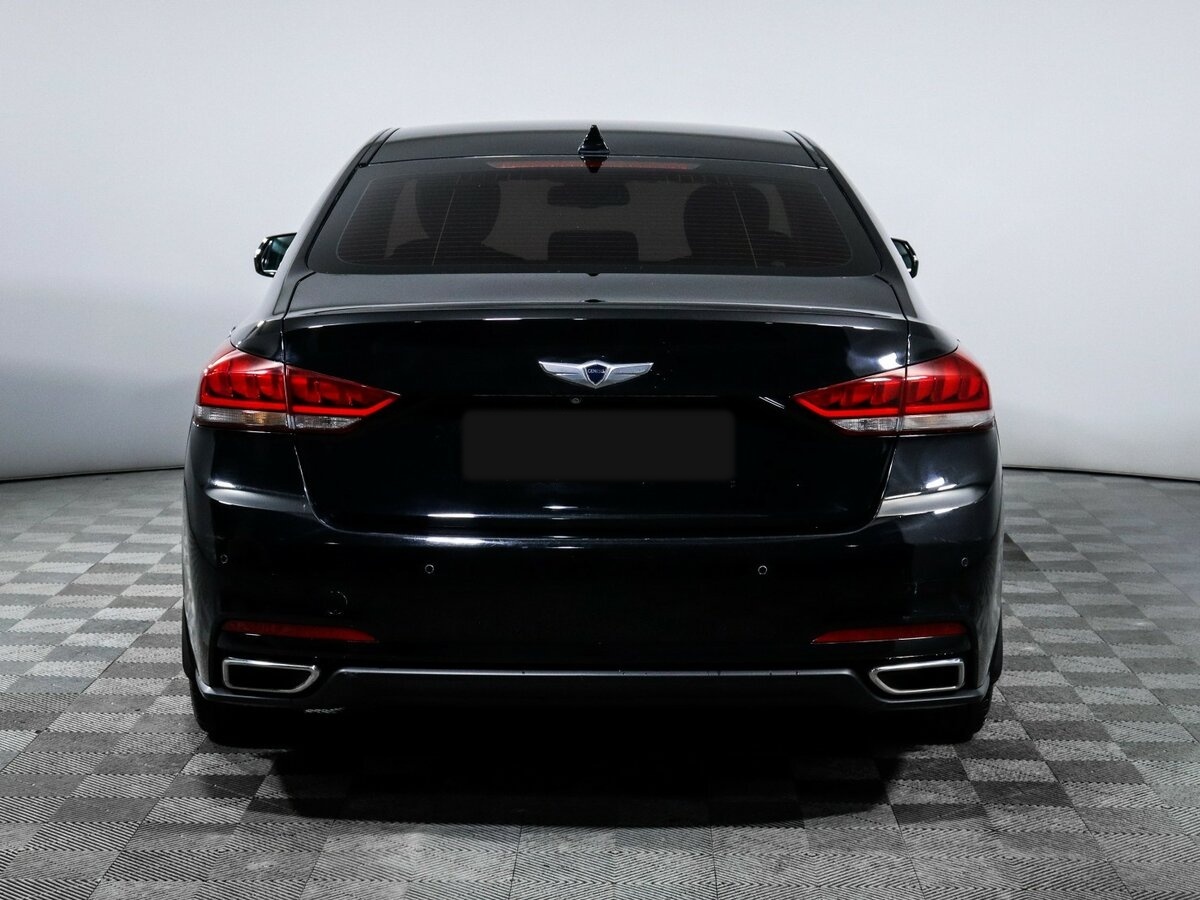 Hyundai Genesis 2016 года с пробегом. Фото: #4