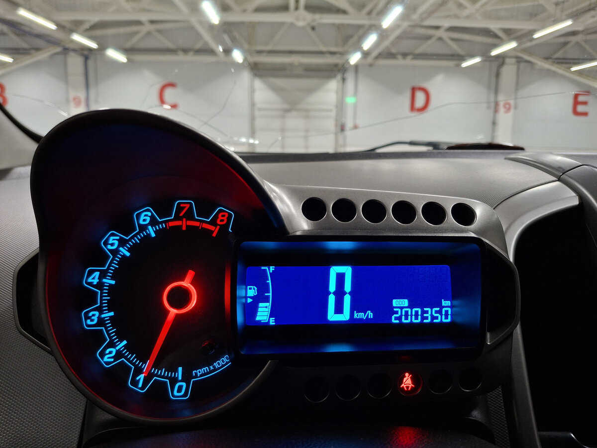 Chevrolet Aveo 2012 года с пробегом. Фото: #12