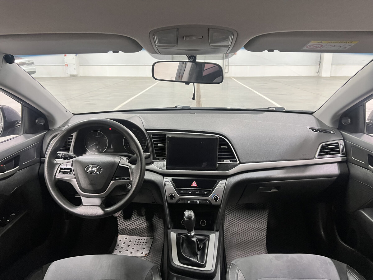 Б/У Хендай Елантра 2016 года. Фото: #13