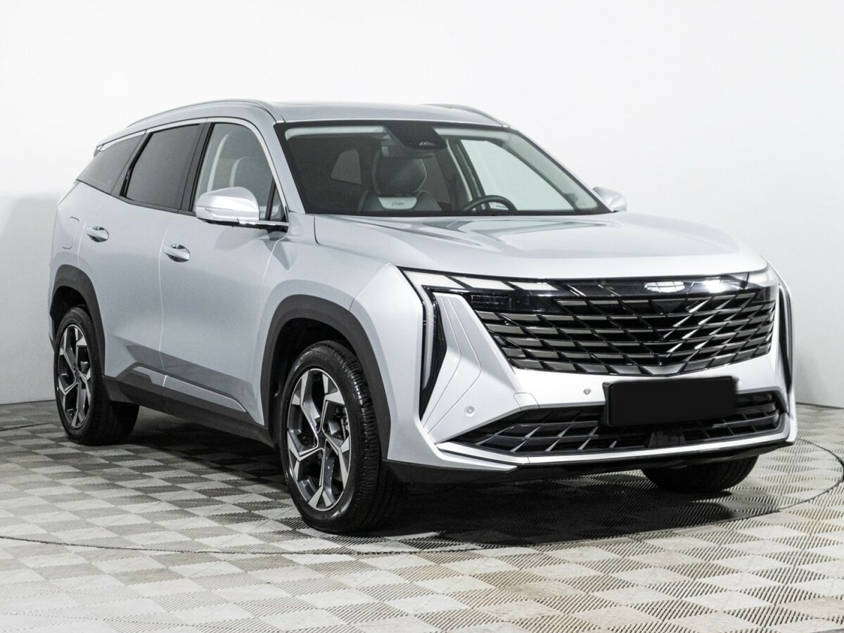 Geely Atlas 2024 года с пробегом. Фото: #2