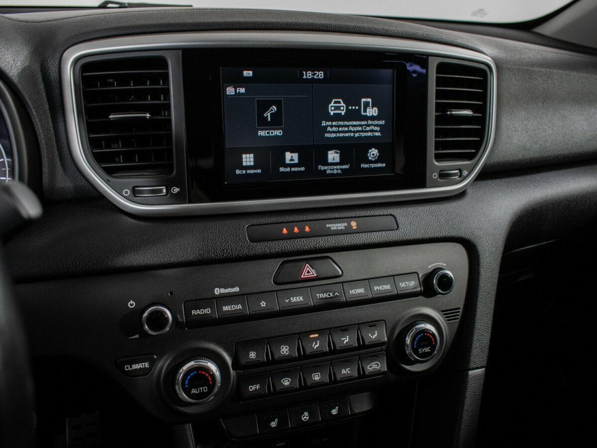 Б/У Киа Спортейдж 2018 года. Фото: #12