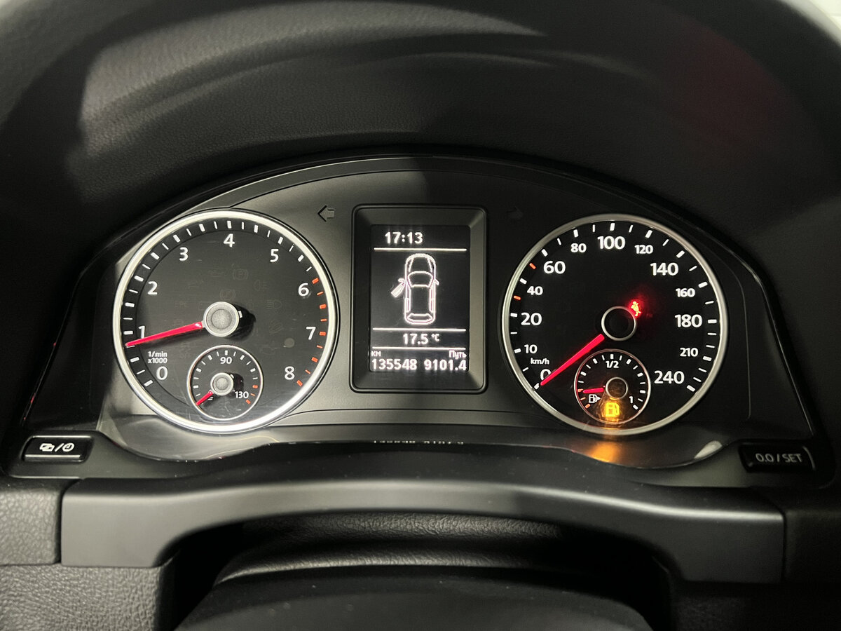 Б/У Фольксваген Тигуан 2014 года. Фото: #12