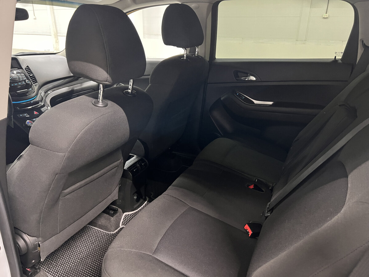 Б/У Шевроле Орландо 2014 года. Фото: #10