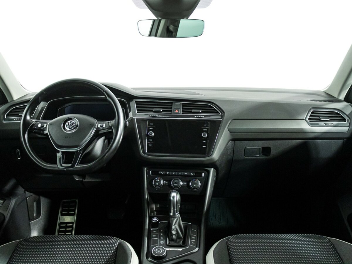 Б/У Фольксваген Тигуан 2019 года. Фото: #10