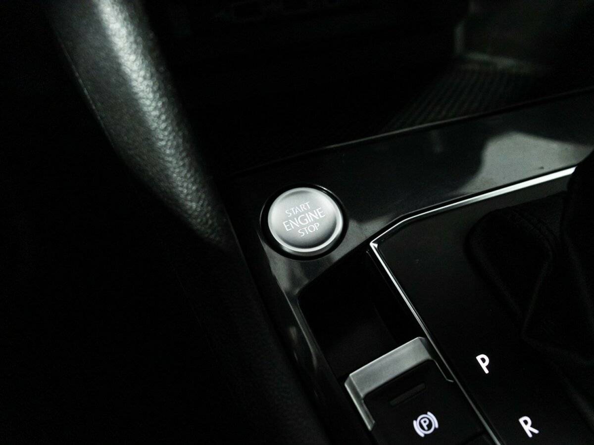 Б/У Фольксваген Тигуан 2019 года. Фото: #14