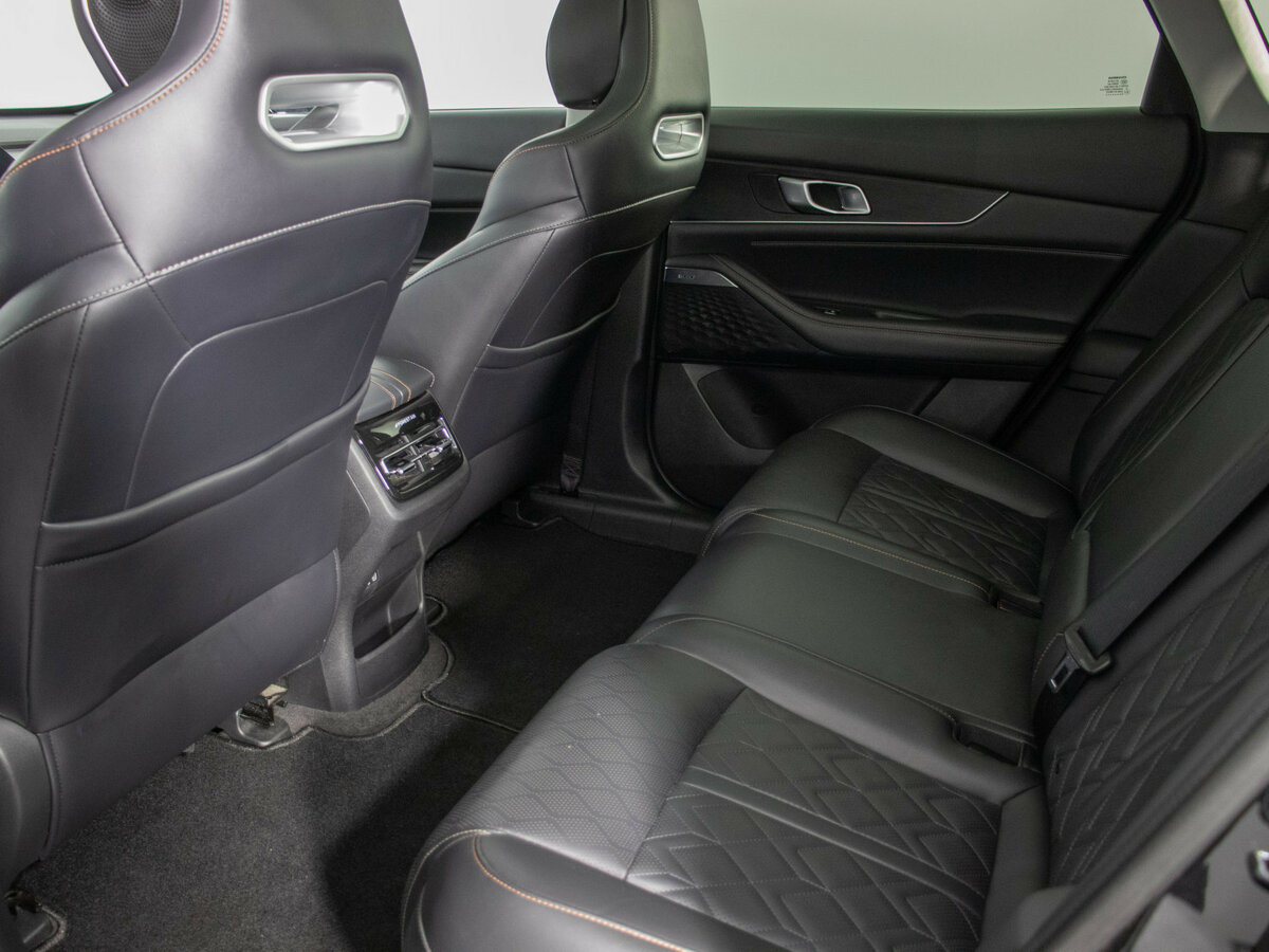 Б/У Чанган УНИ-К 2021 года. Фото: #10