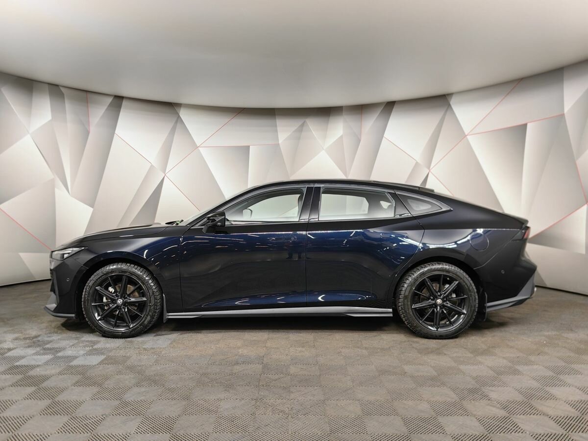 Б/У Чанган УНИ-В 2023 года. Фото: #4