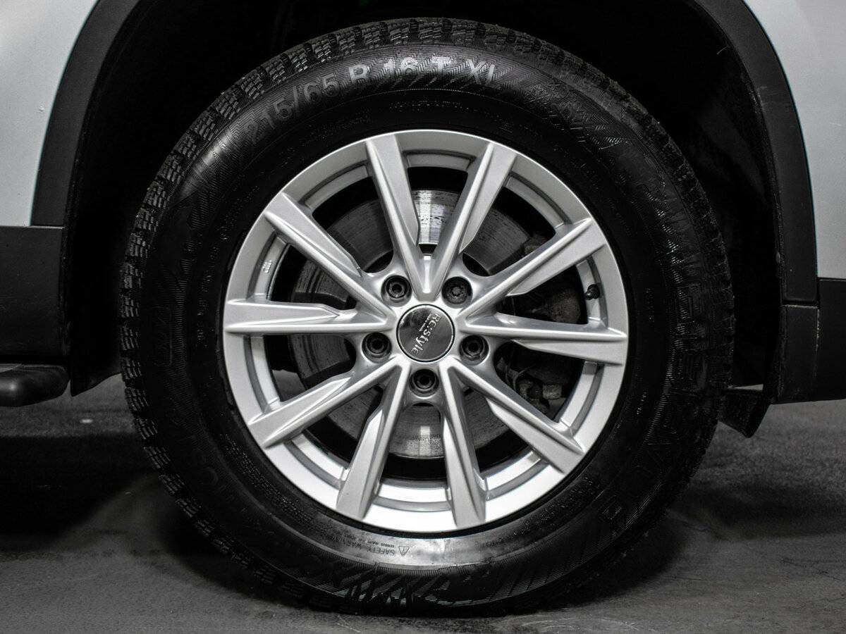 Volkswagen Tiguan 2013 года с пробегом. Фото: #15