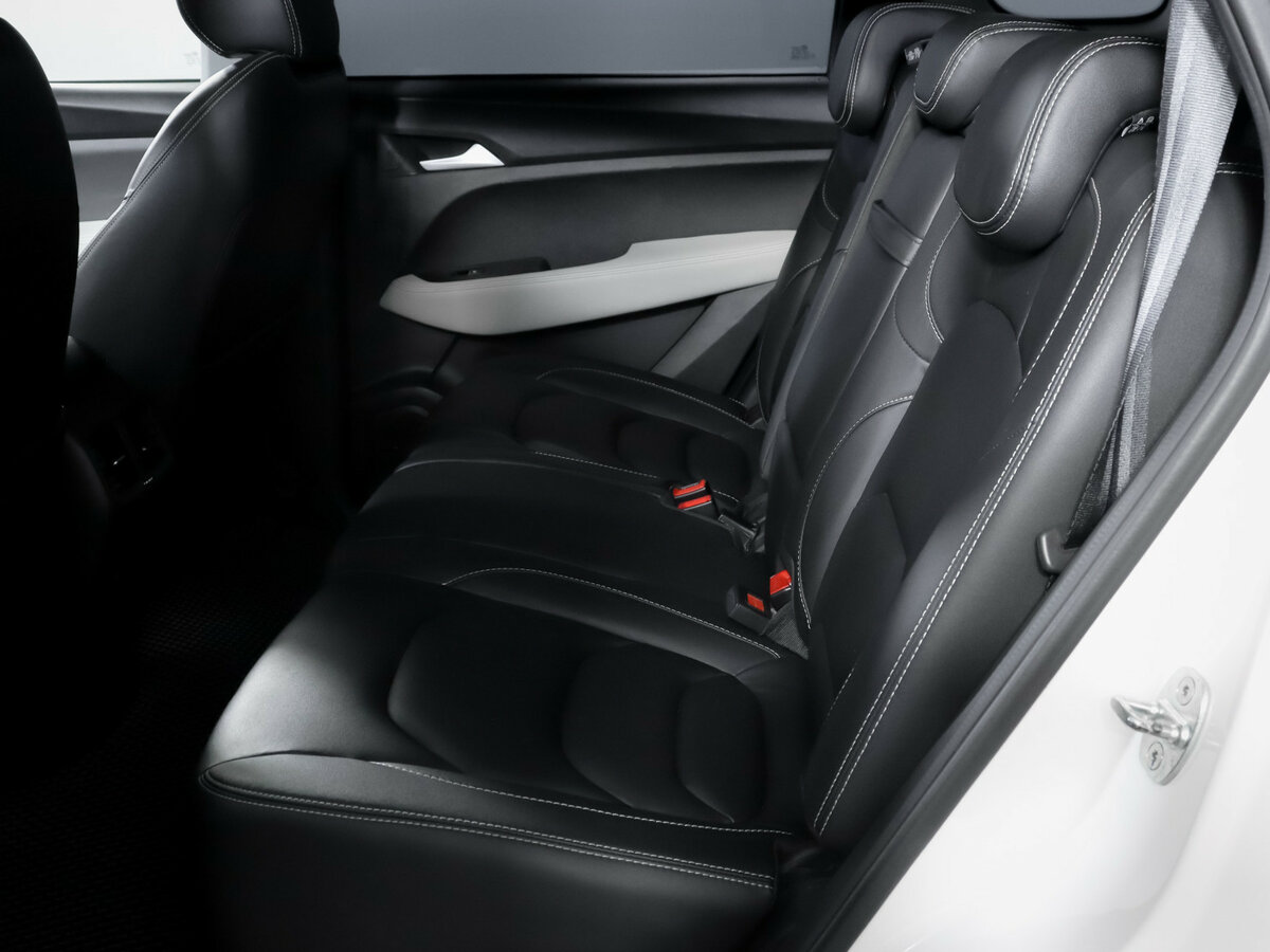 Б/У Шевроле Каптива 2022 года. Фото: #9