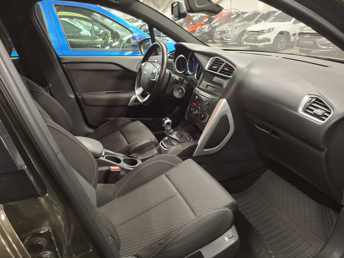 Citroen DS4 2012 года с пробегом. Фото: #10