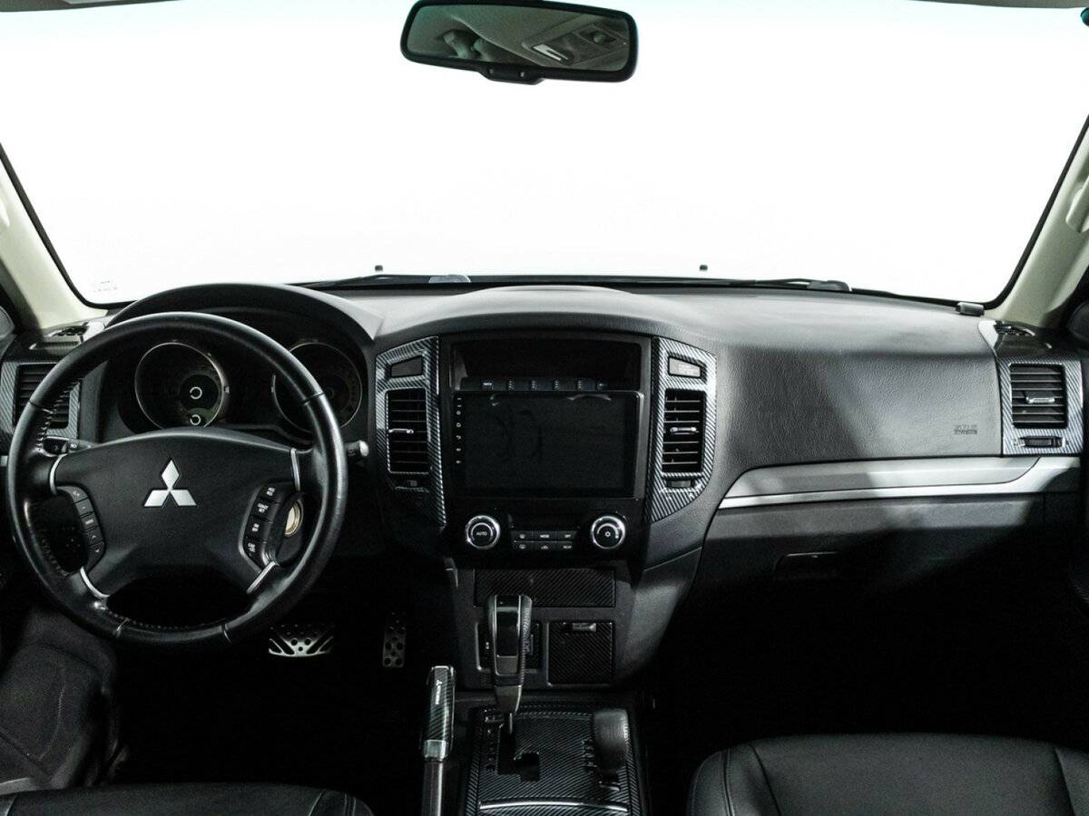 Mitsubishi Pajero 2015 года с пробегом. Фото: #10