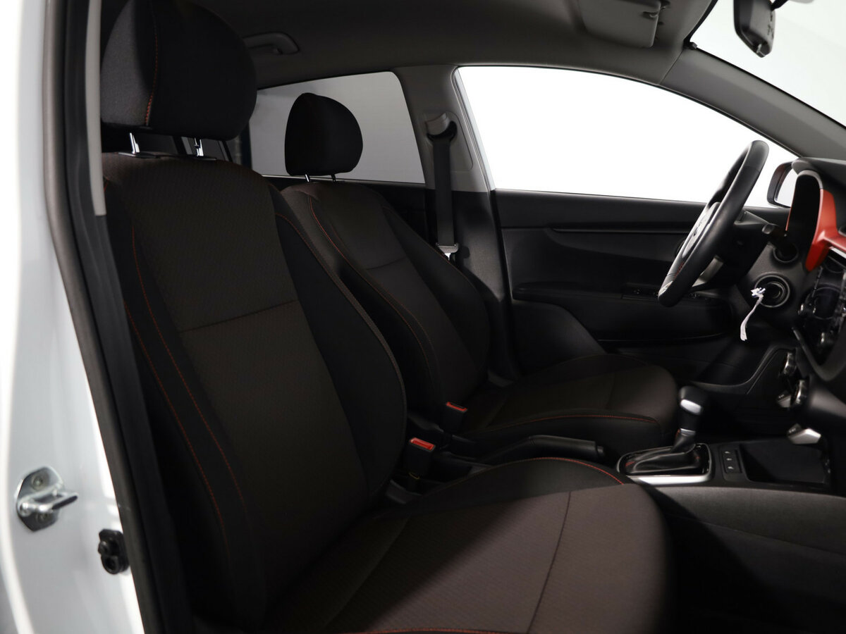 Kia Rio 2021 года с пробегом. Фото: #8