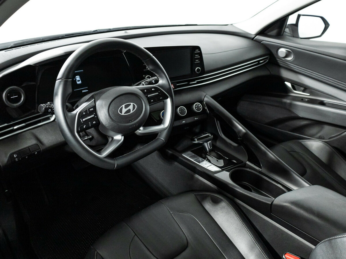 Б/У Хендай Елантра 2023 года. Фото: #10