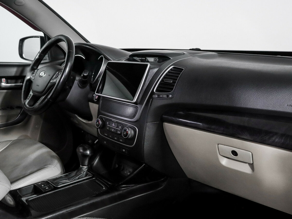 Kia Sorento 2013 года с пробегом. Фото: #8