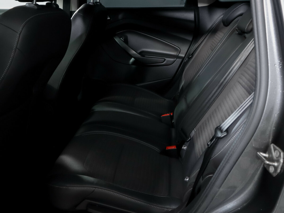 Ford Kuga 2017 года с пробегом. Фото: #9