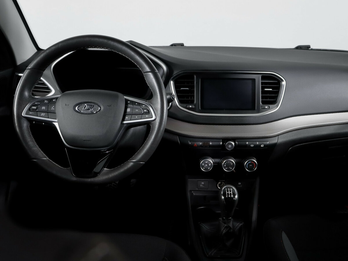 Lada (ВАЗ) Vesta 2023 года с пробегом. Фото: #9