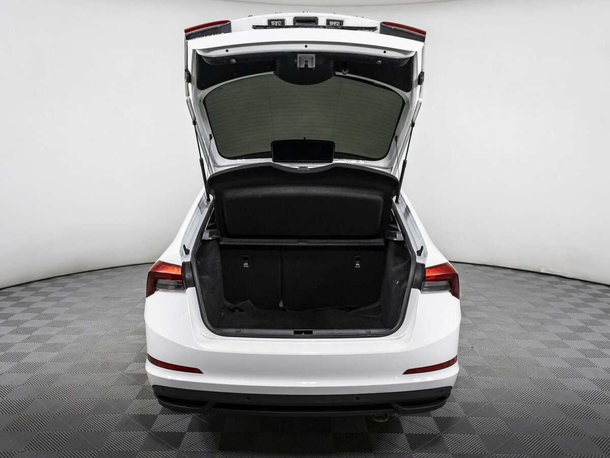 Skoda Rapid 2021 года с пробегом. Фото: #15