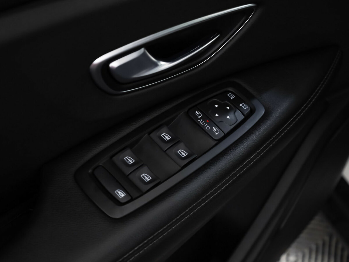 Renault Scenic 2018 года с пробегом. Фото: #7