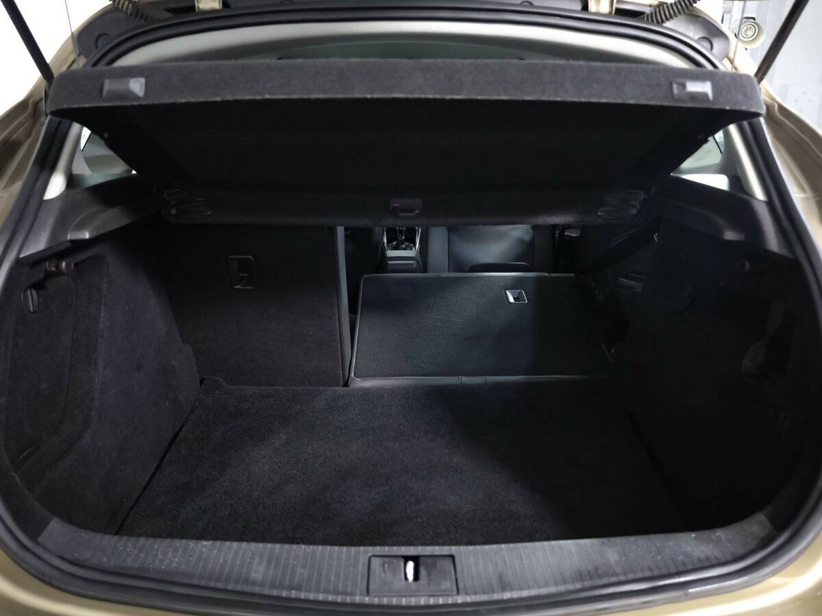 Б/У Опель Астра 2012 года. Фото: #19