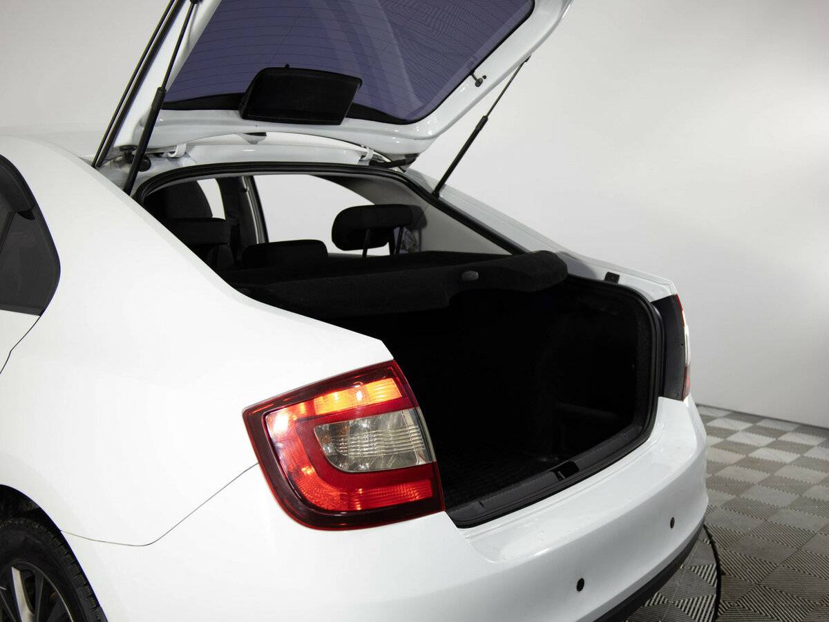 Skoda Rapid 2019 года с пробегом. Фото: #17