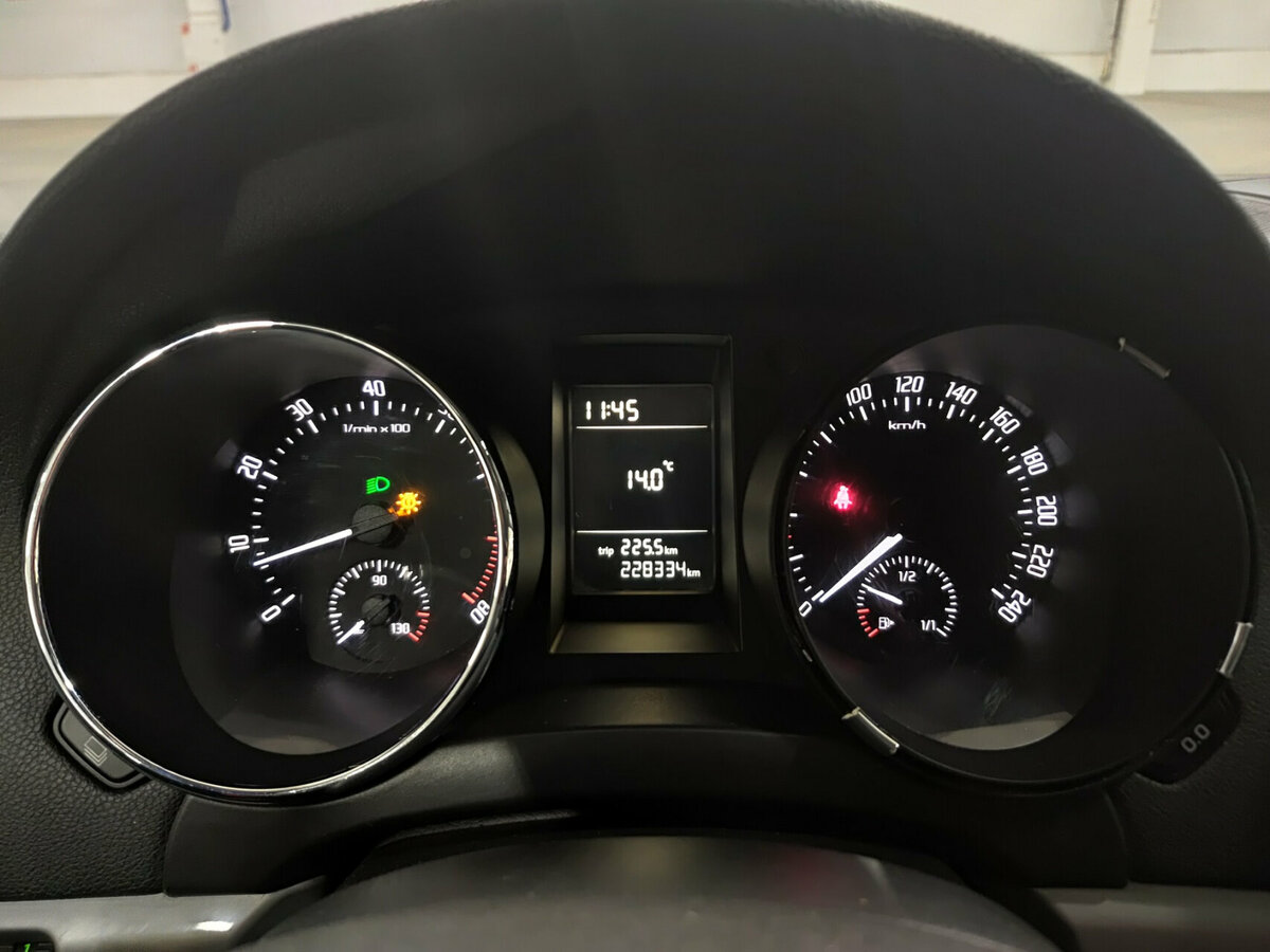 Б/У Шкода Йети 2012 года. Фото: #12