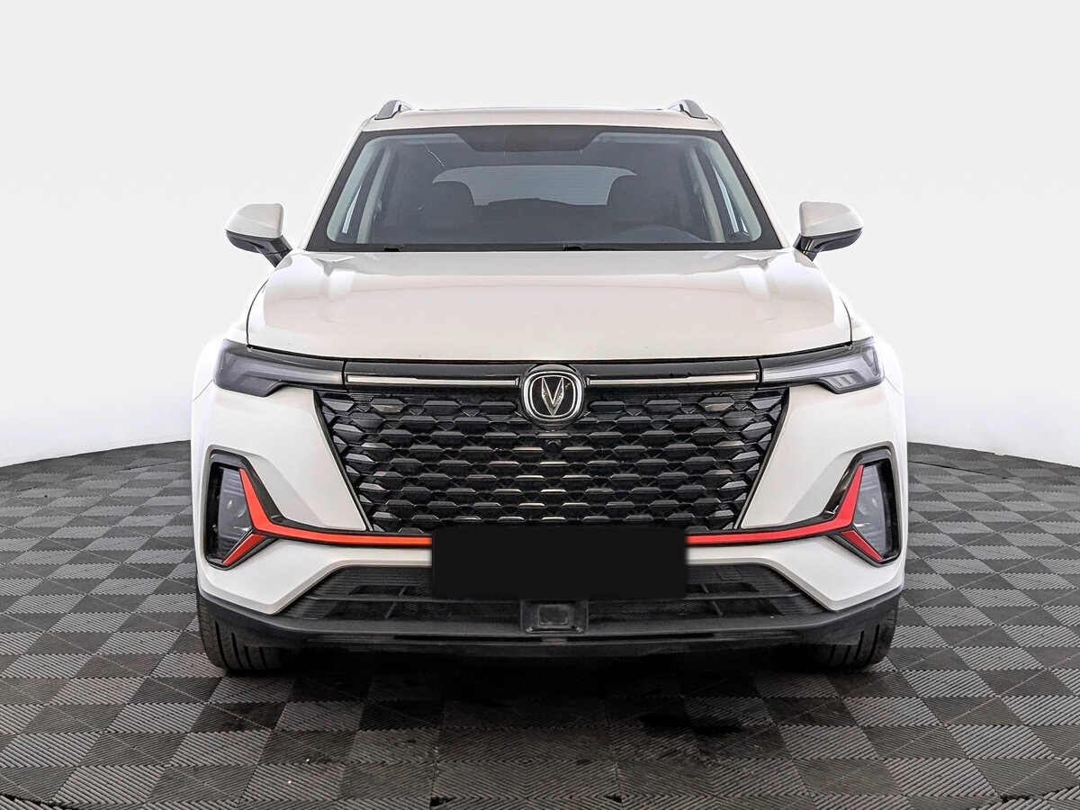 Changan CS35 Plus 2024 года с пробегом. Фото: #1