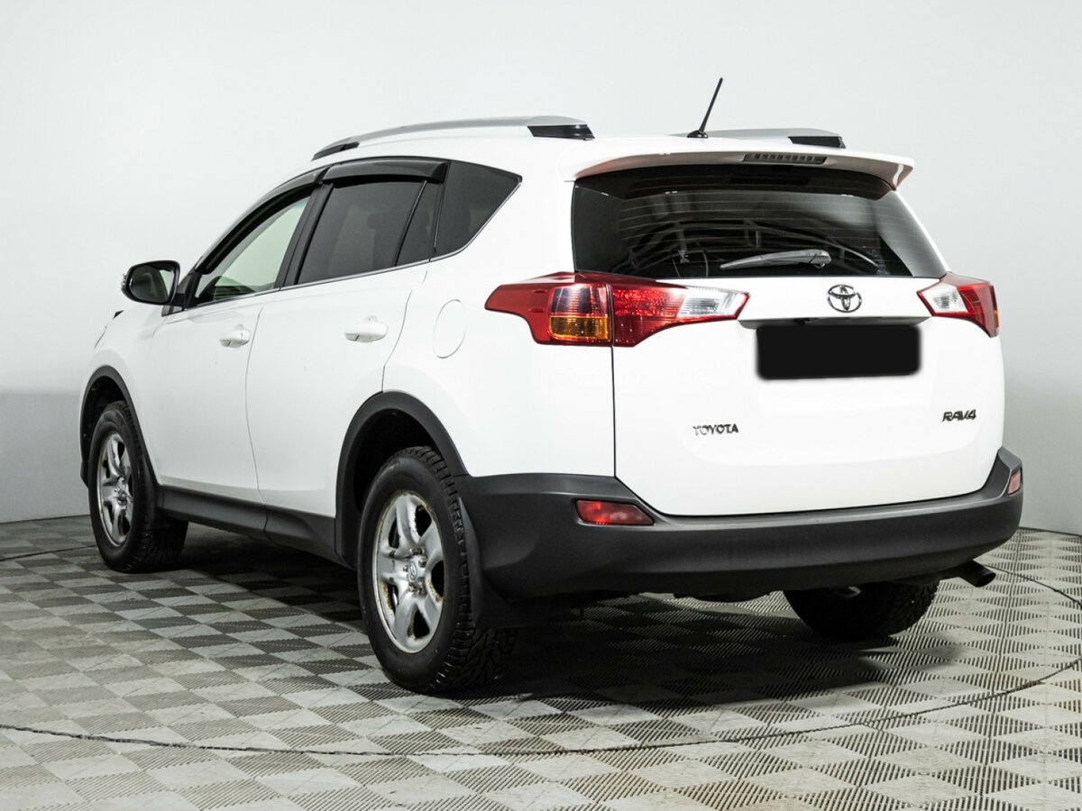 Toyota RAV4 2014 года с пробегом. Фото: #5