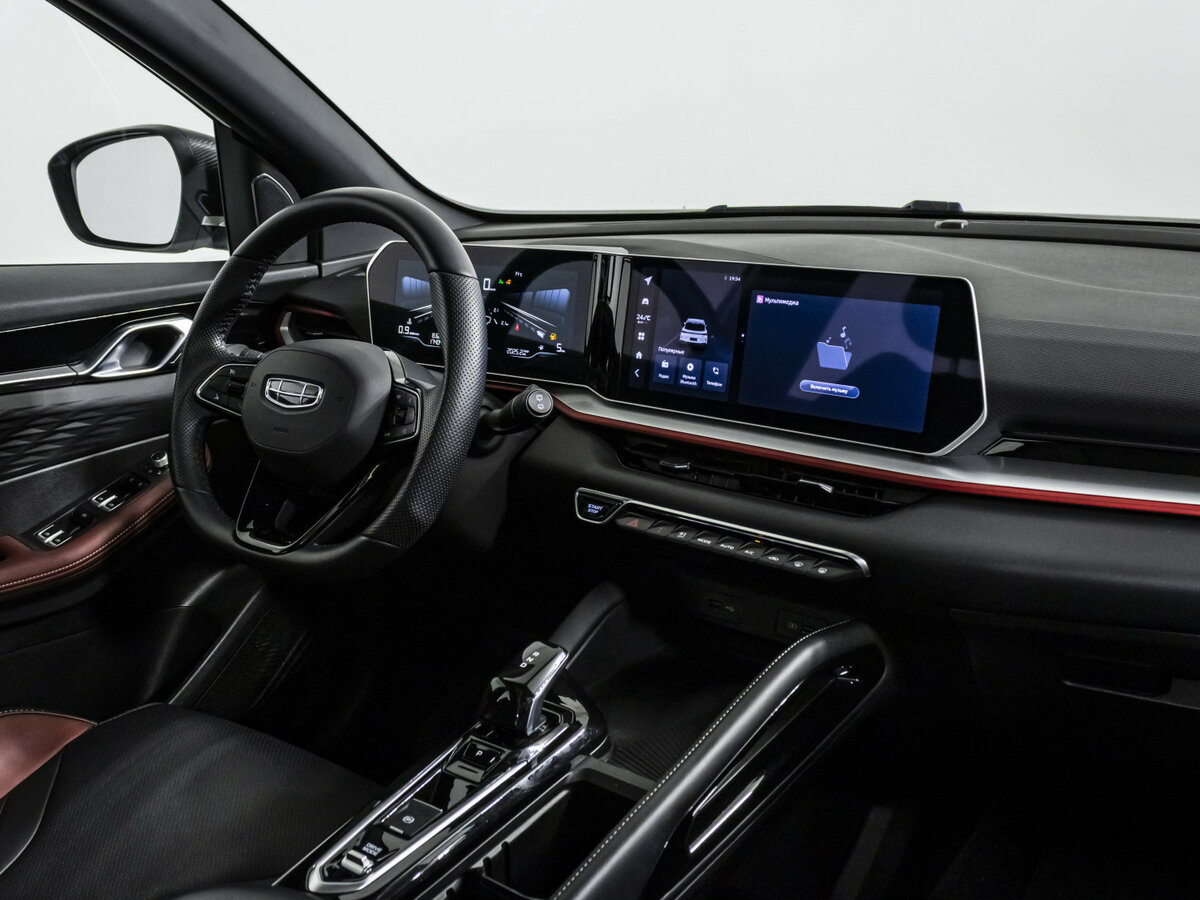 Geely Coolray 2023 года с пробегом. Фото: #8