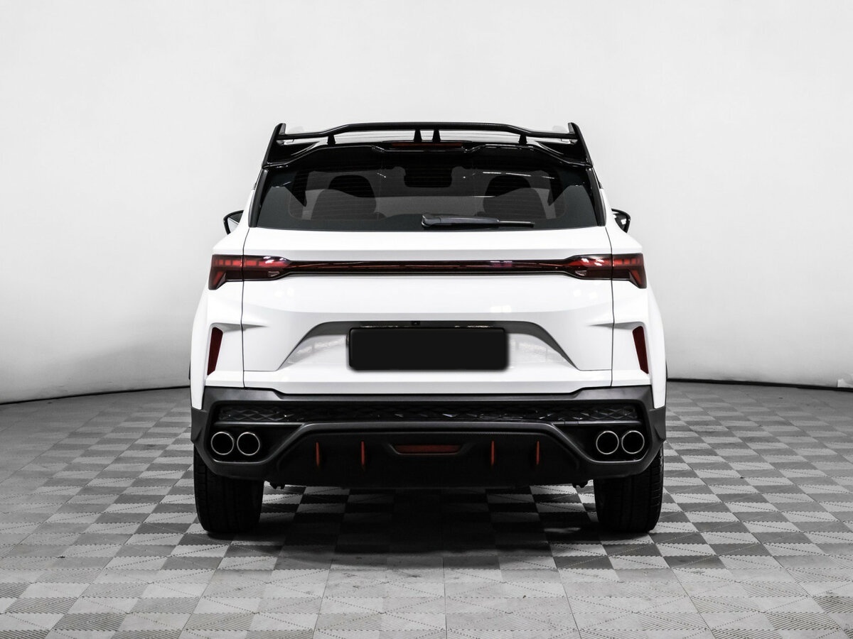 Geely Coolray 2023 года с пробегом. Фото: #4