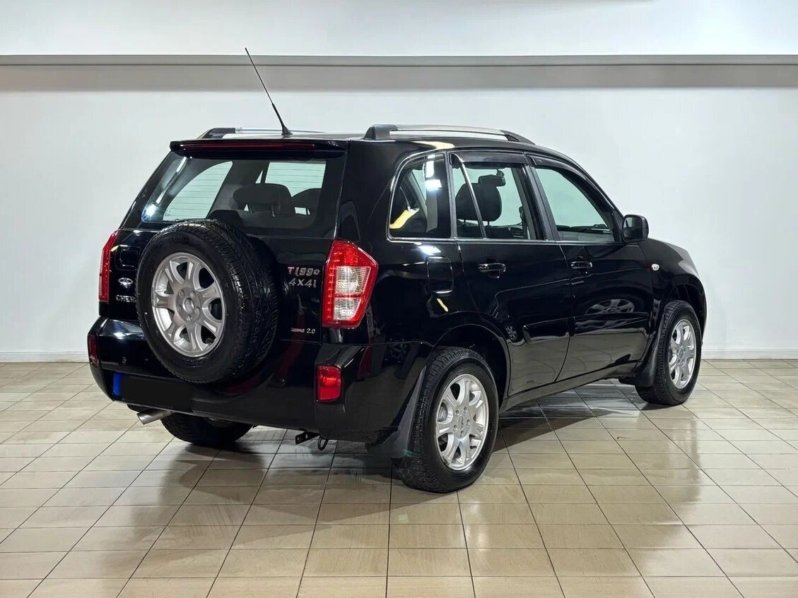 Chery Tiggo (T11) 2014 года с пробегом. Фото: #2