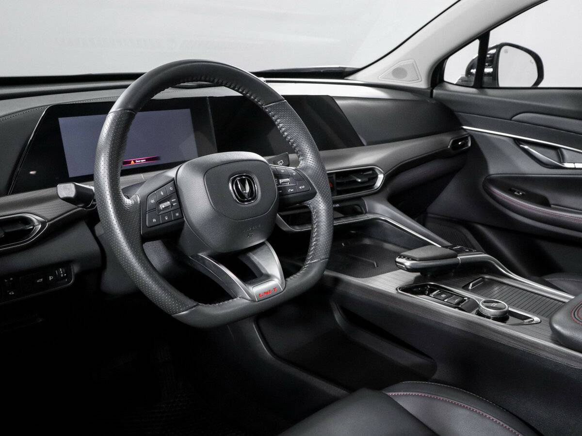 Changan UNI-T 2023 года с пробегом. Фото: #11