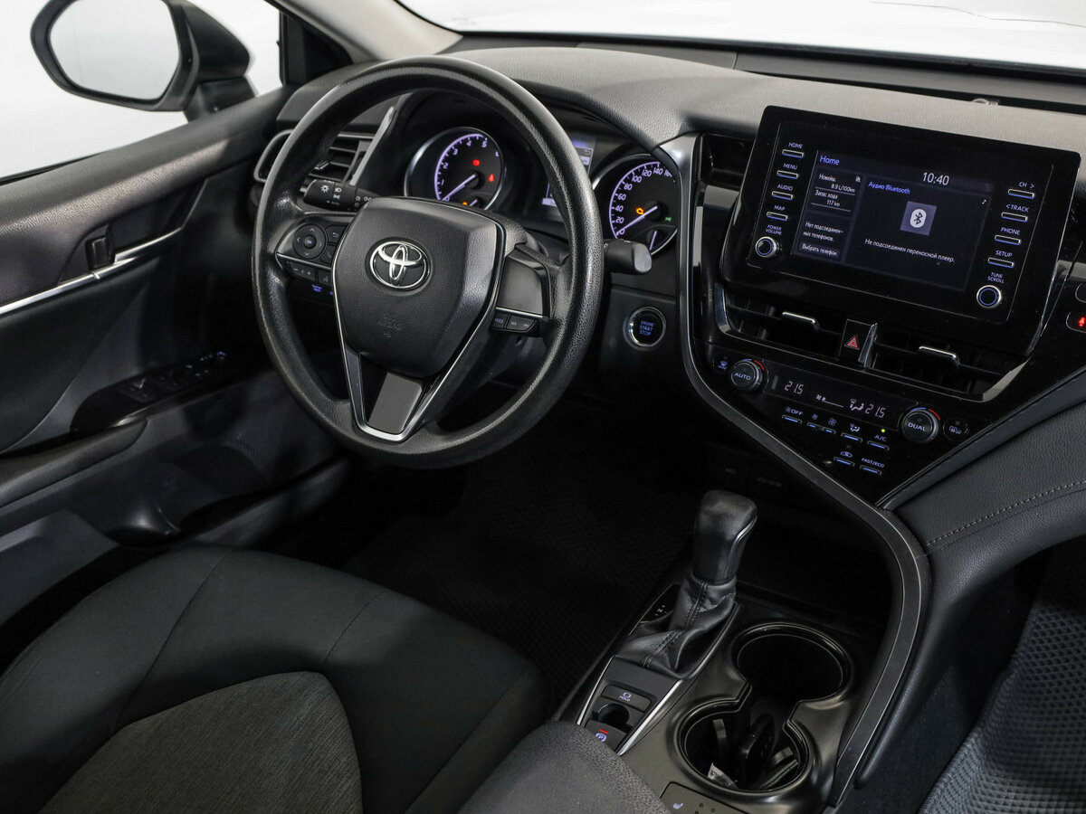 Toyota Camry 2021 года с пробегом. Фото: #23