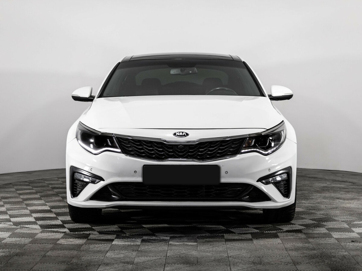 Kia Optima 2018 года с пробегом. Фото: #2