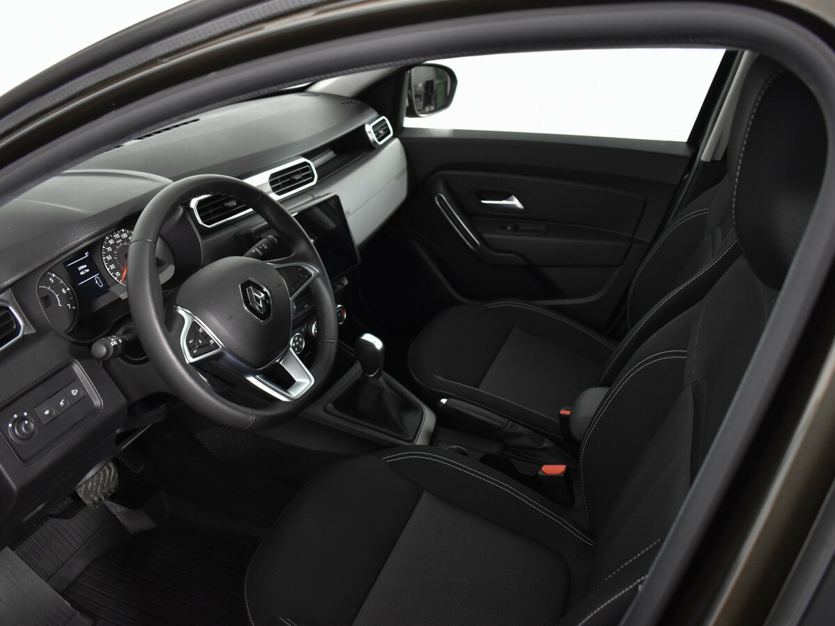 Б/У Рено Дастер 2022 года. Фото: #8