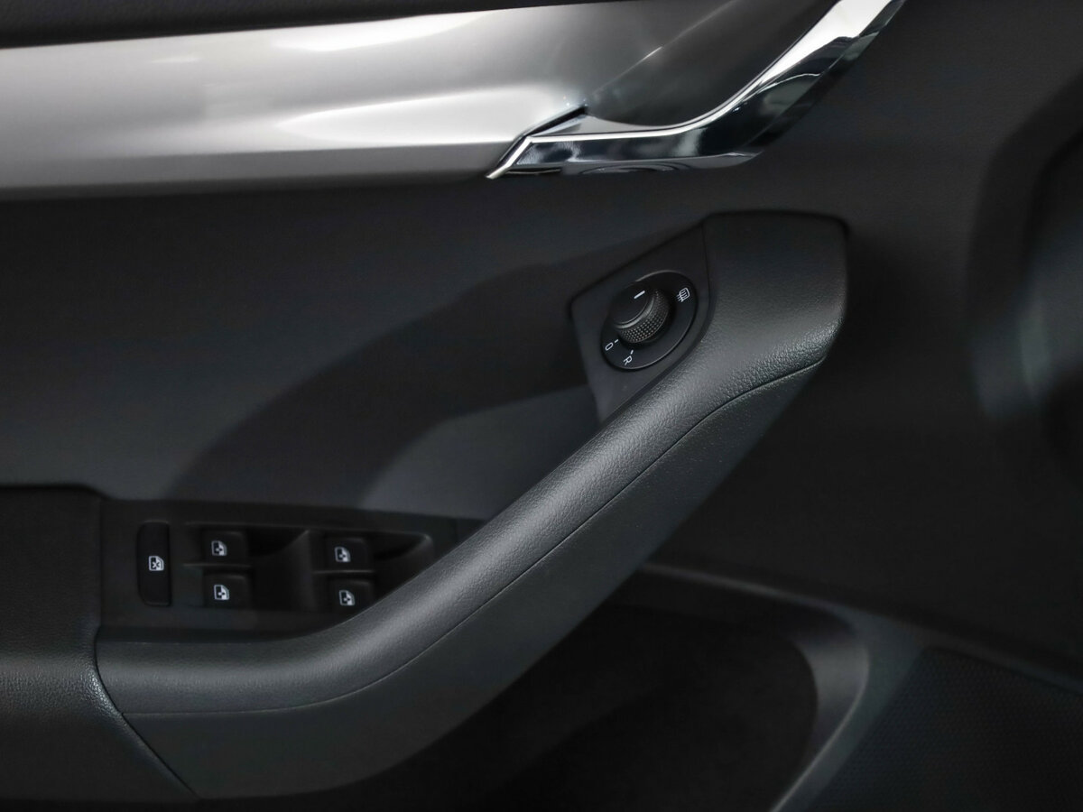 Б/У Шкода Октавия 2019 года. Фото: #18