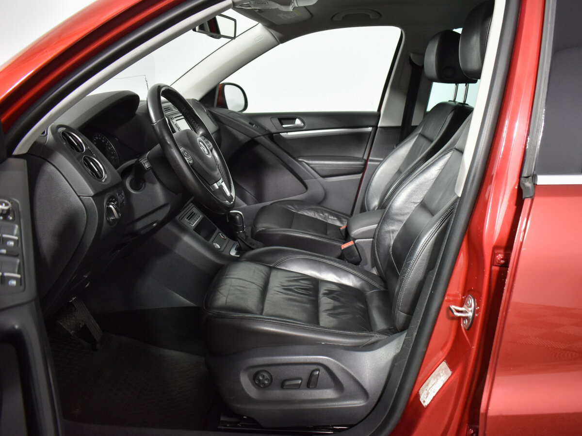 Volkswagen Tiguan 2013 года с пробегом. Фото: #9