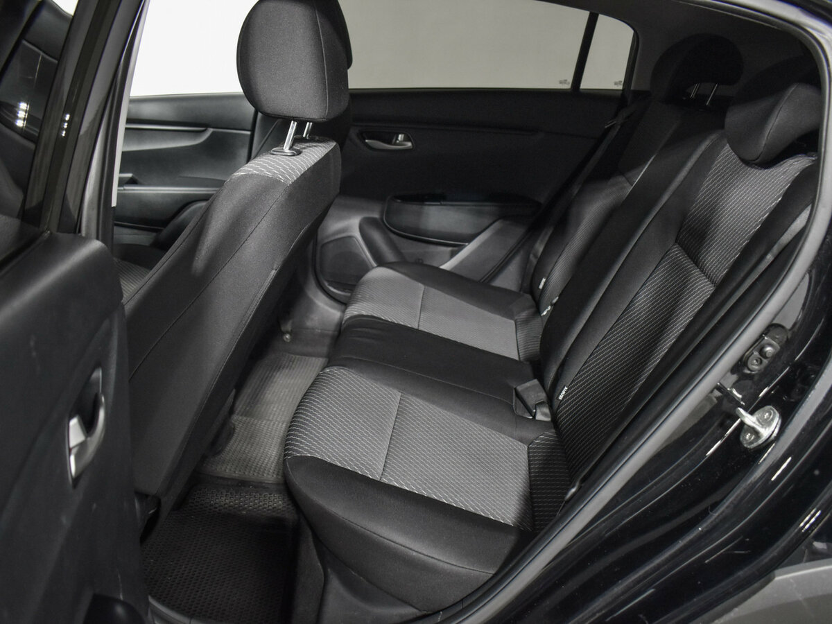 Kia Rio 2019 года с пробегом. Фото: #10