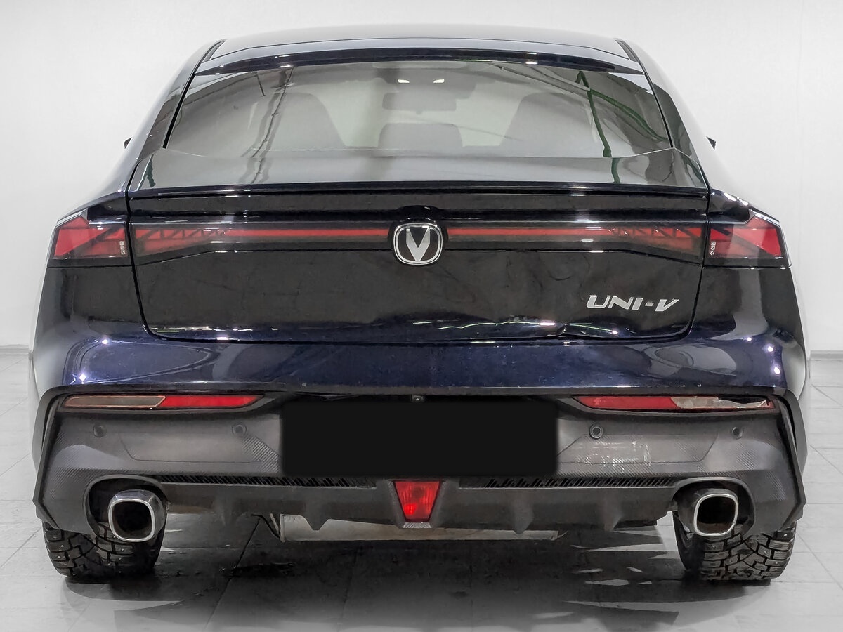 Б/У Чанган УНИ-В 2023 года. Фото: #5