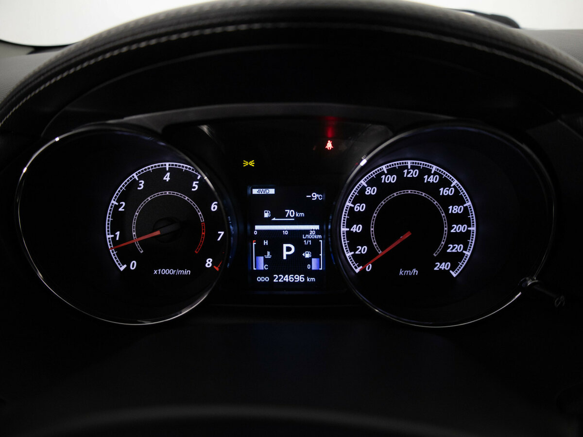 Peugeot 4007 2012 года с пробегом. Фото: #7