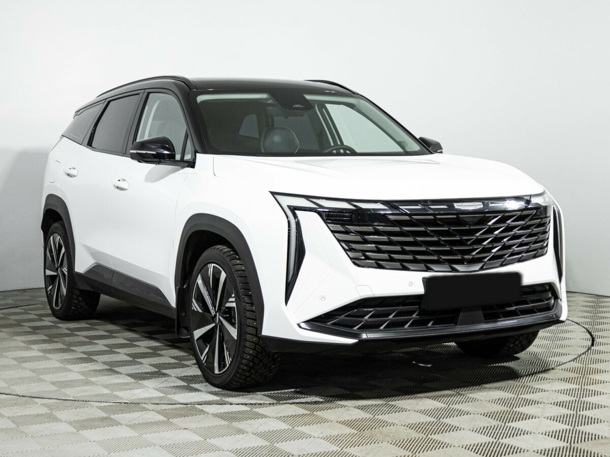 Geely Atlas 2024 года с пробегом. Фото: #2