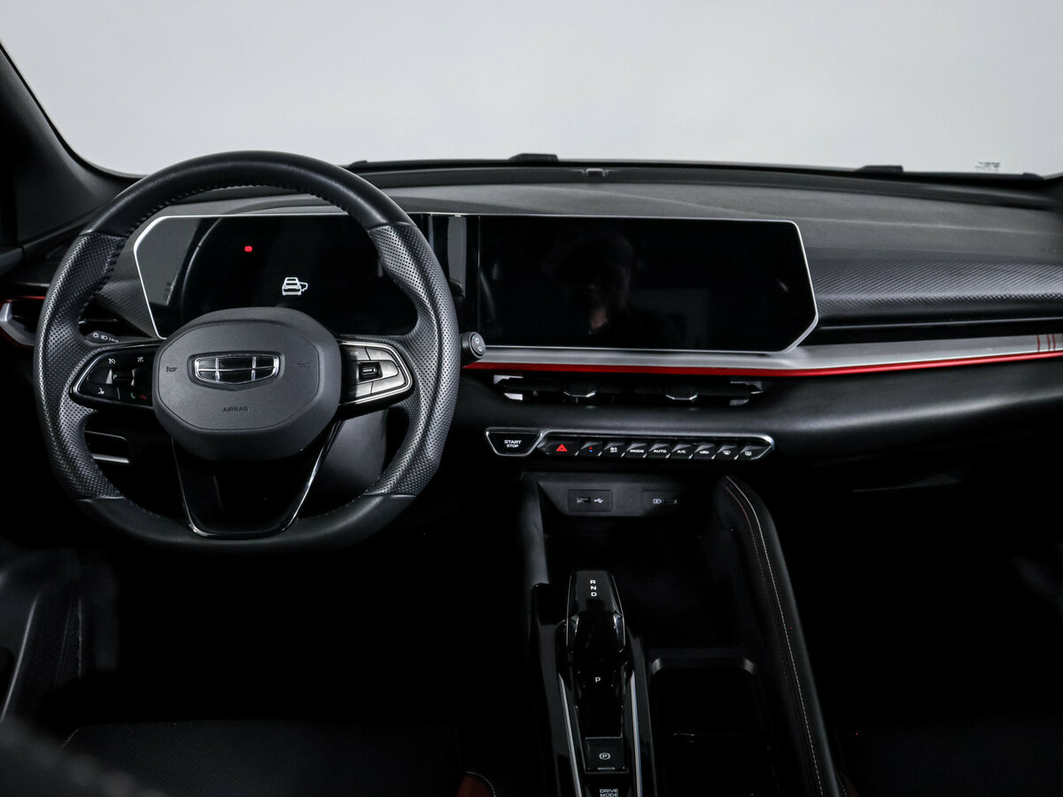 Geely Coolray 2024 года с пробегом. Фото: #9